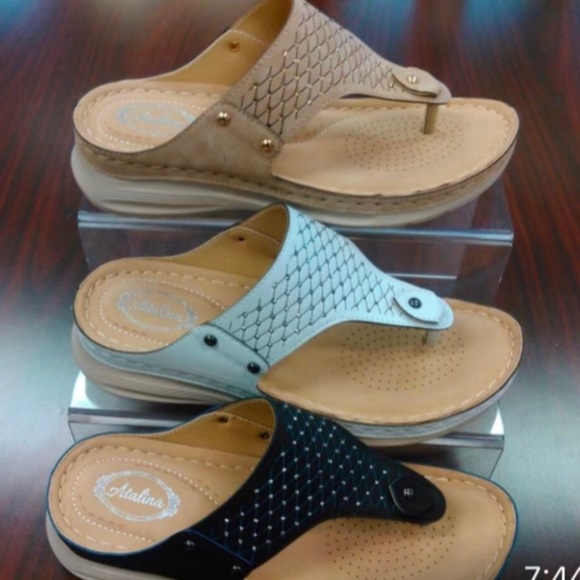 Italina Black Comfort Textured Rhinestone Thong Wedge Padded Slide On Sandals - Picture 3 of 7